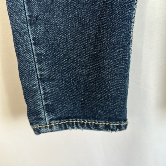 Silver Jeans Co. Suki Mid Capri Cropped Denim - Picture 6 of 14